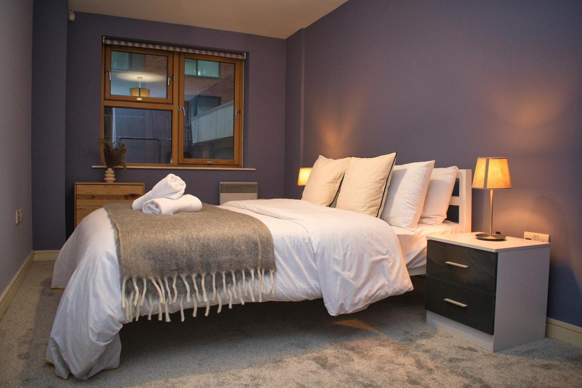 Spacious City Centre Apt - Free Parking - Ao Arena 맨체스터 외부 사진