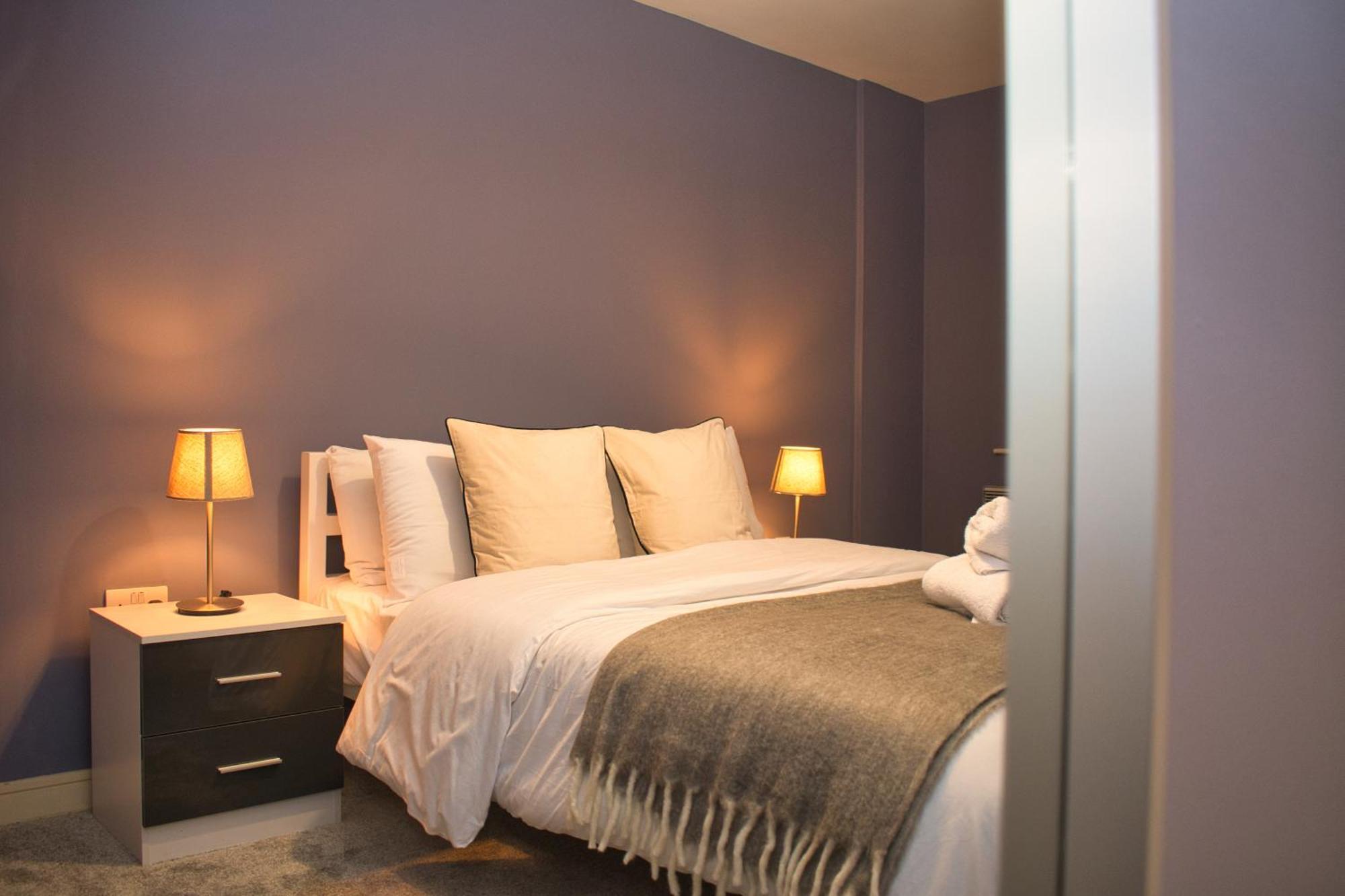 Spacious City Centre Apt - Free Parking - Ao Arena 맨체스터 외부 사진